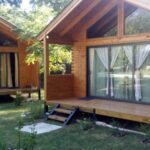 Dormitorio independiente sala estar acogedora cocina totalmente argentina